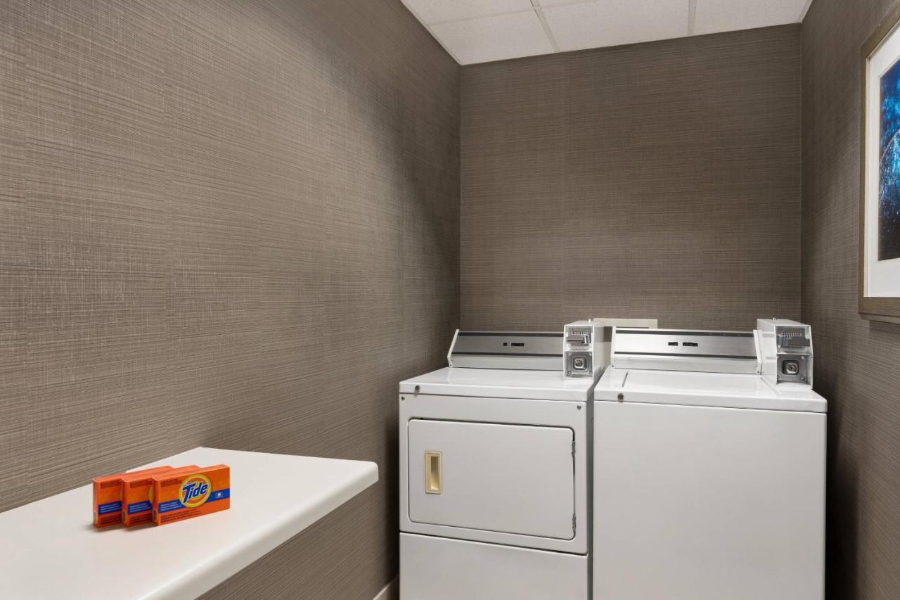 Courtyard By Marriott Philadelphia Montgomeryville North Wales Exterior photo